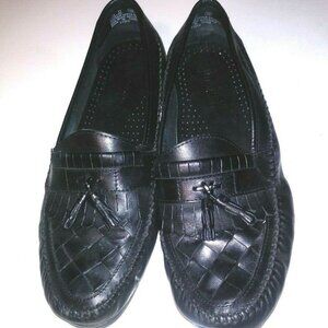 Mens Earth Shoe kiltie loafers Woven Black leather